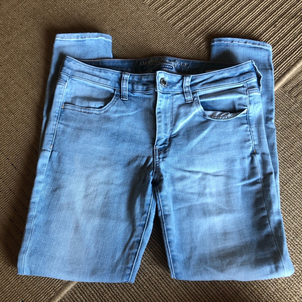 AEO light wash jean